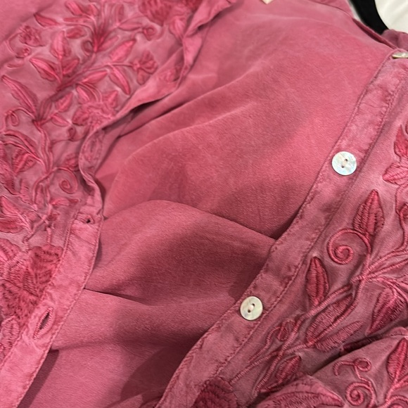 Kyla Seo embroidered button down long sleeve - Picture 5 of 5